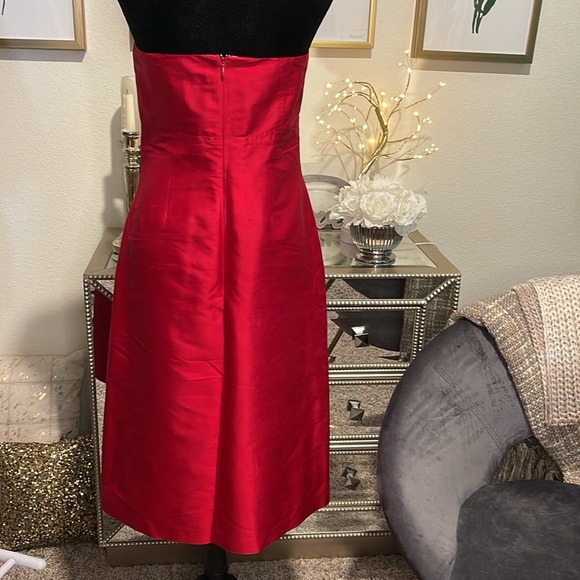 Simple Silhouettes Red Silk Cocktail Dress Strapless Size 8 - Picture 5 of 6